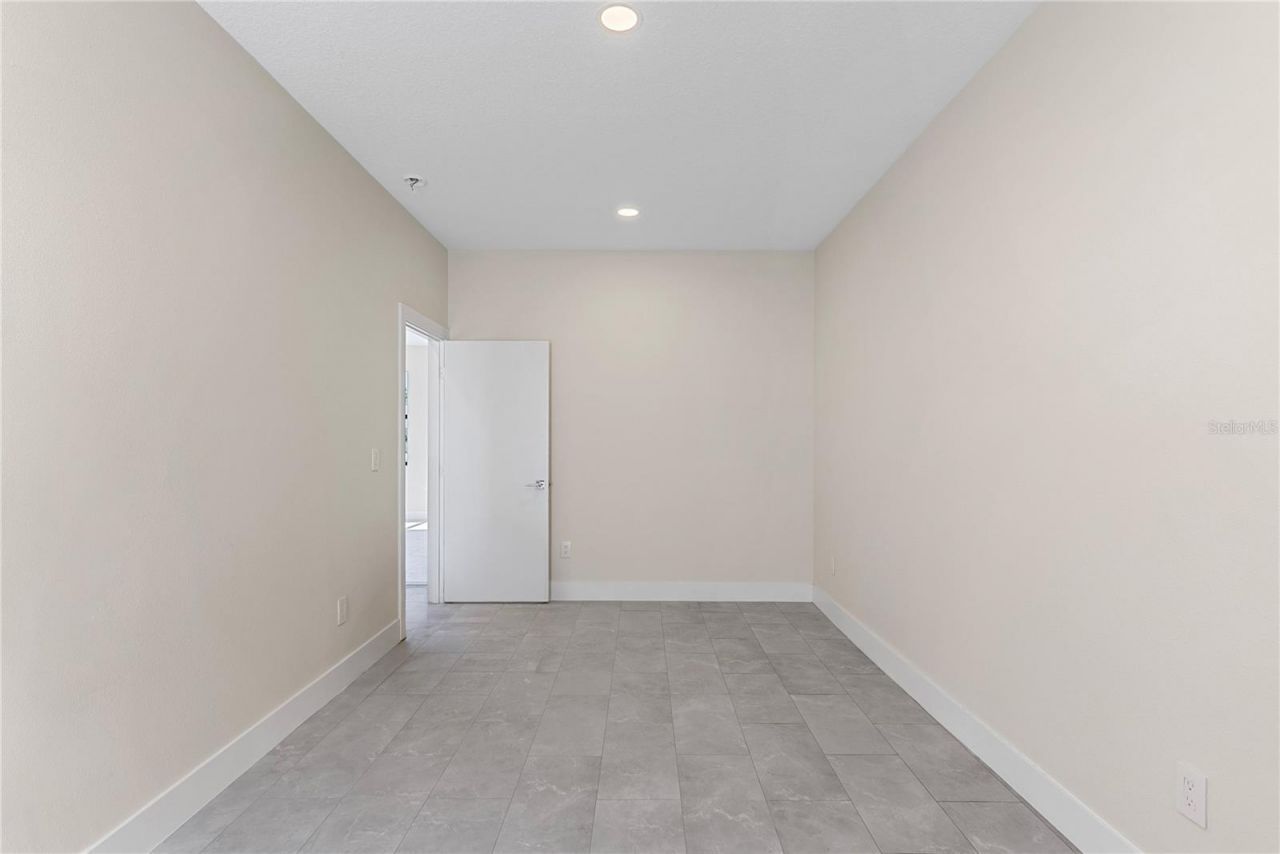 4352 Fontanarosa Village Court, Tampa, FL 33614 Photo