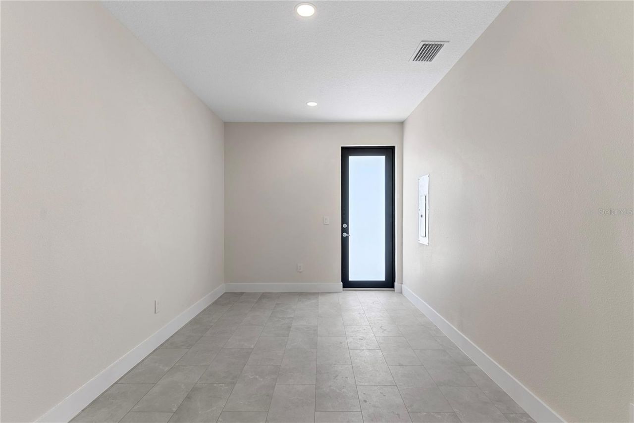 4352 Fontanarosa Village Court, Tampa, FL 33614 Photo