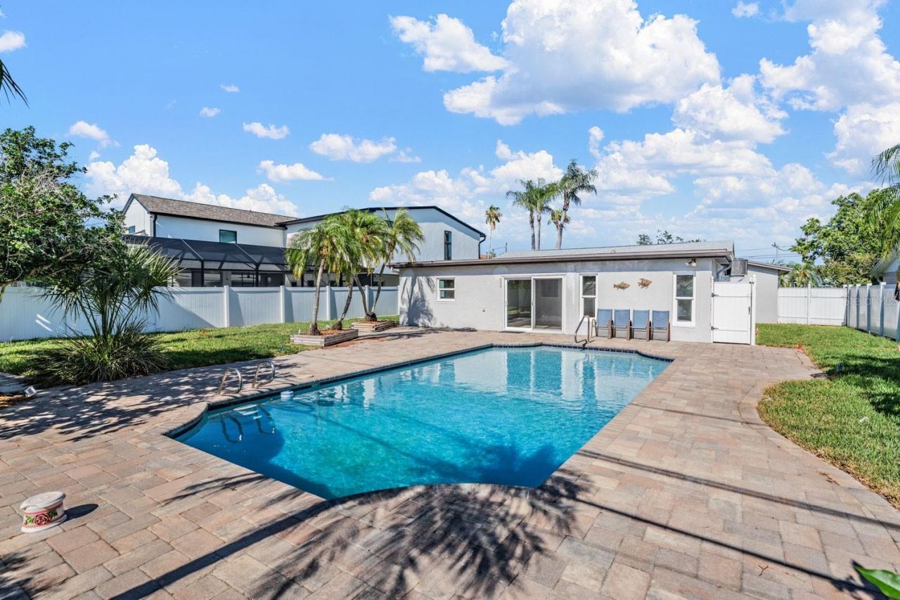 6300 Bayou Grande Boulevard Ne, Saint Petersburg, FL 33702 Photo
