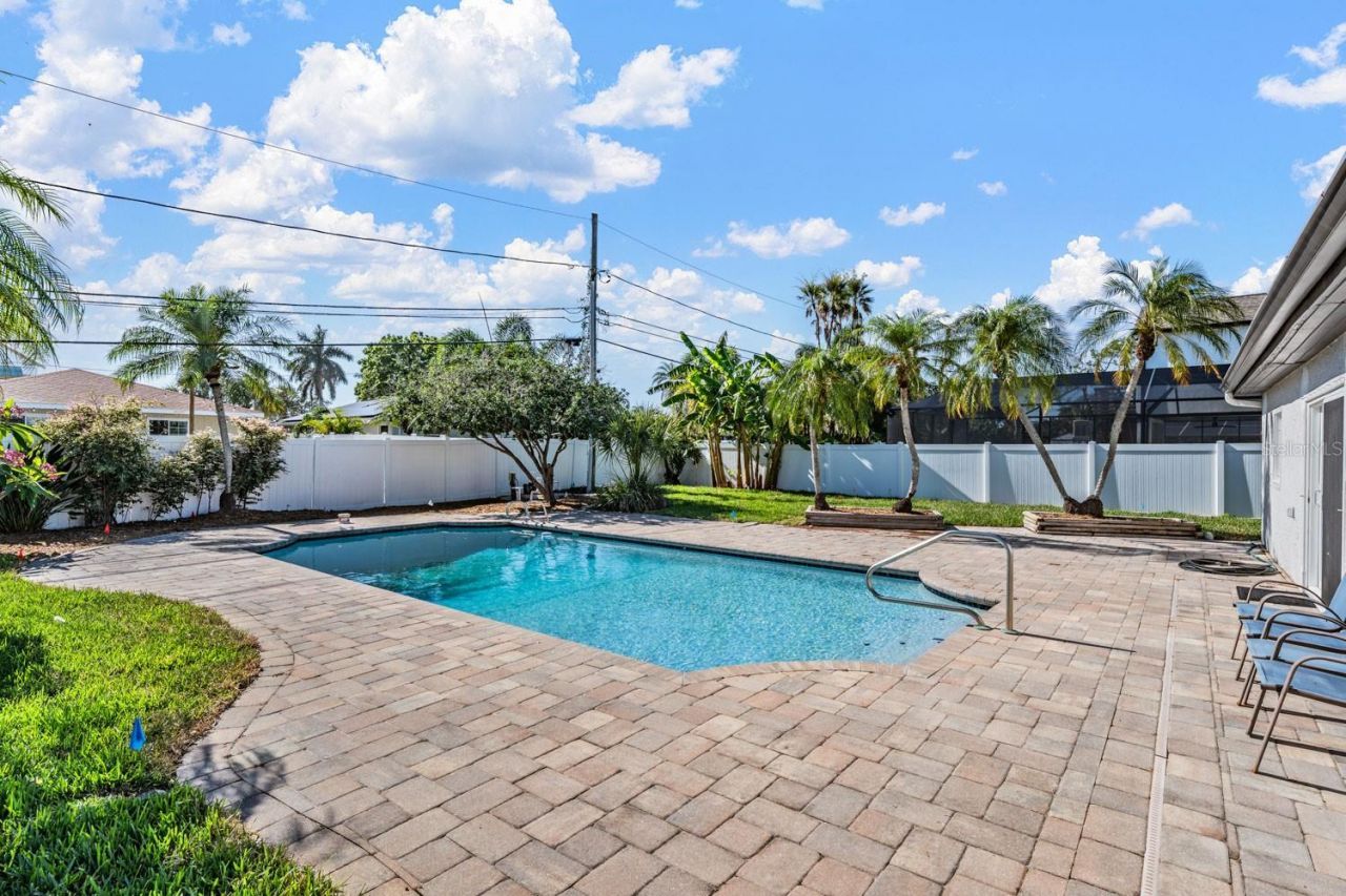 6300 Bayou Grande Boulevard Ne, Saint Petersburg, FL 33702 Photo