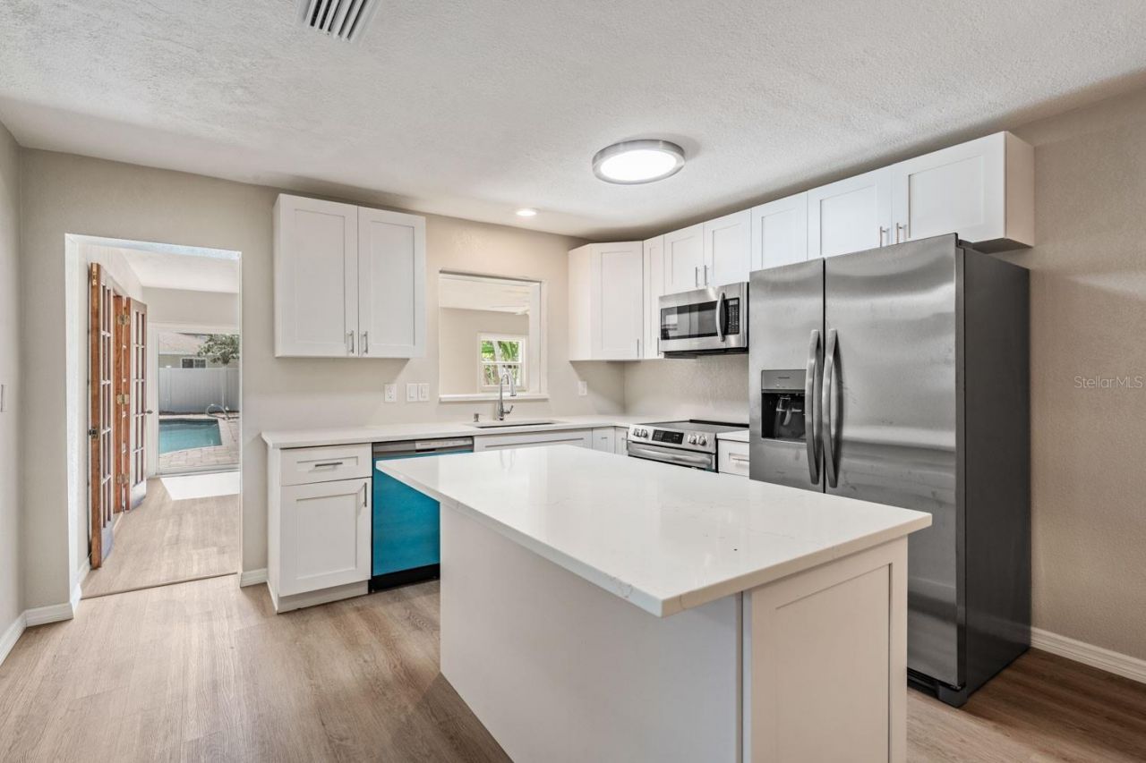6300 Bayou Grande Boulevard Ne, Saint Petersburg, FL 33702 Photo