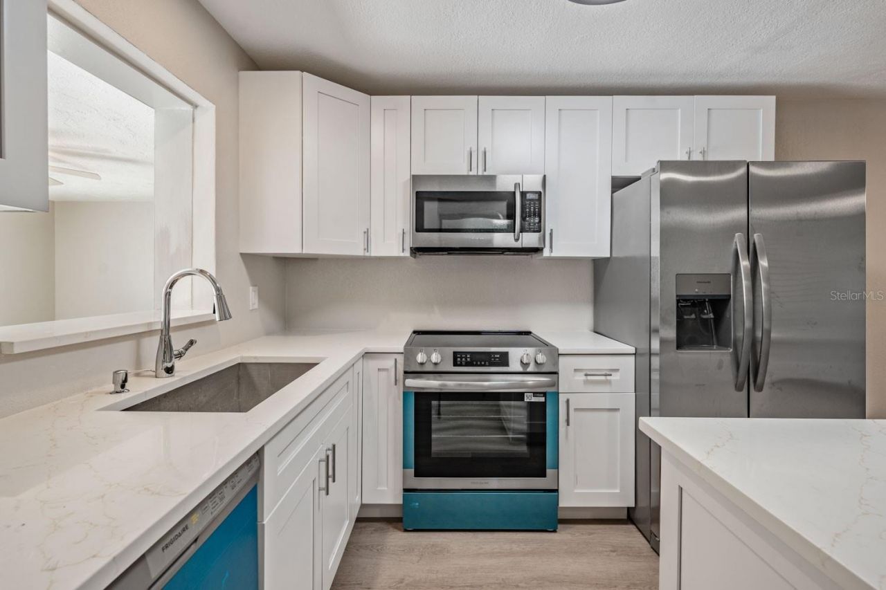 6300 Bayou Grande Boulevard Ne, Saint Petersburg, FL 33702 Photo