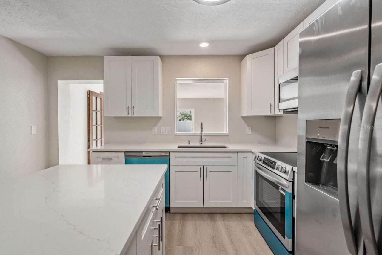6300 Bayou Grande Boulevard Ne, Saint Petersburg, FL 33702 Photo