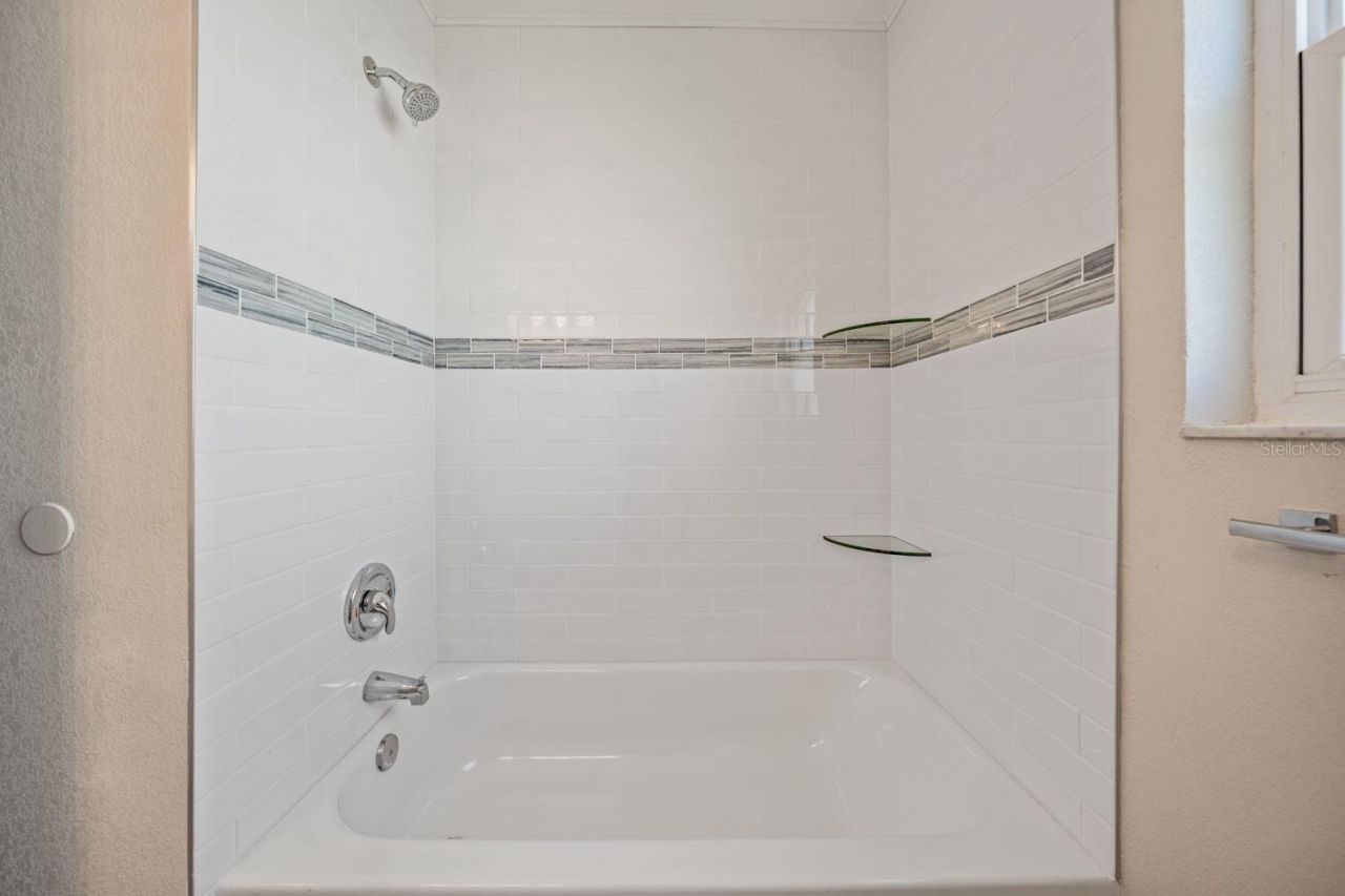 6300 Bayou Grande Boulevard Ne, Saint Petersburg, FL 33702 Photo