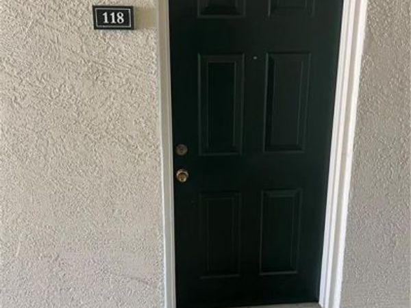 4720 Saint Croix LN, Unit 118, NAPLES, FL 34109