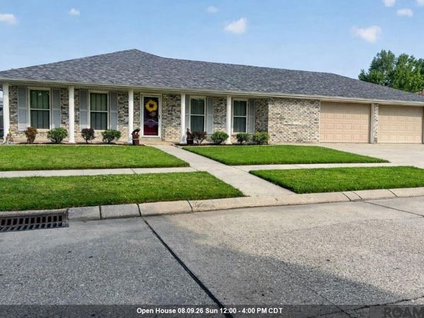2537 Judy Dr, Meraux, LA 70075