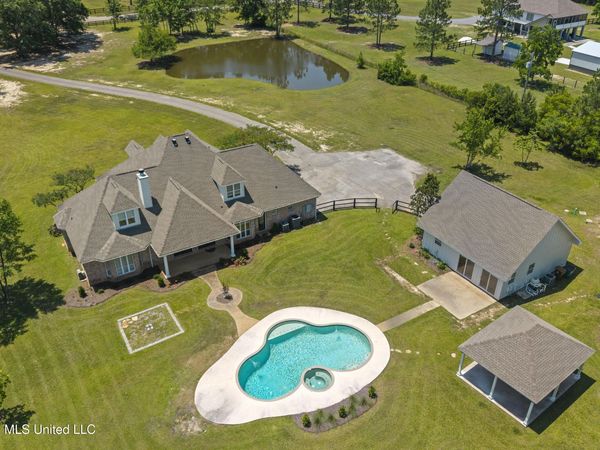23480 Arcadia Farm Road, Pass Christian, MS 39571