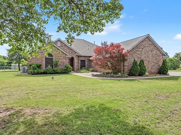 746 E Choctaw Street, Choctaw, OK 73020