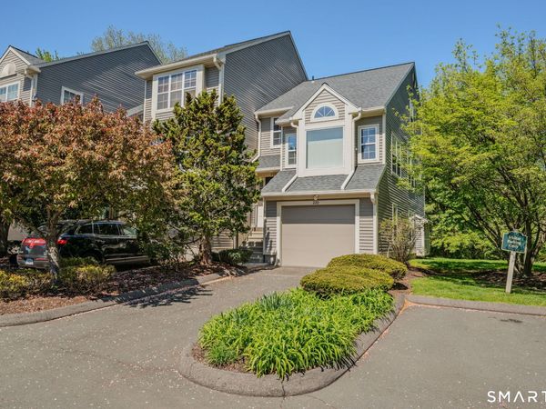 220 Algonquin, Unit 220, Trumbull, CT 06611