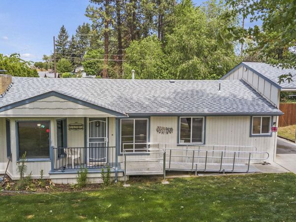 10907 E 17TH St, Spokane, WA 99206