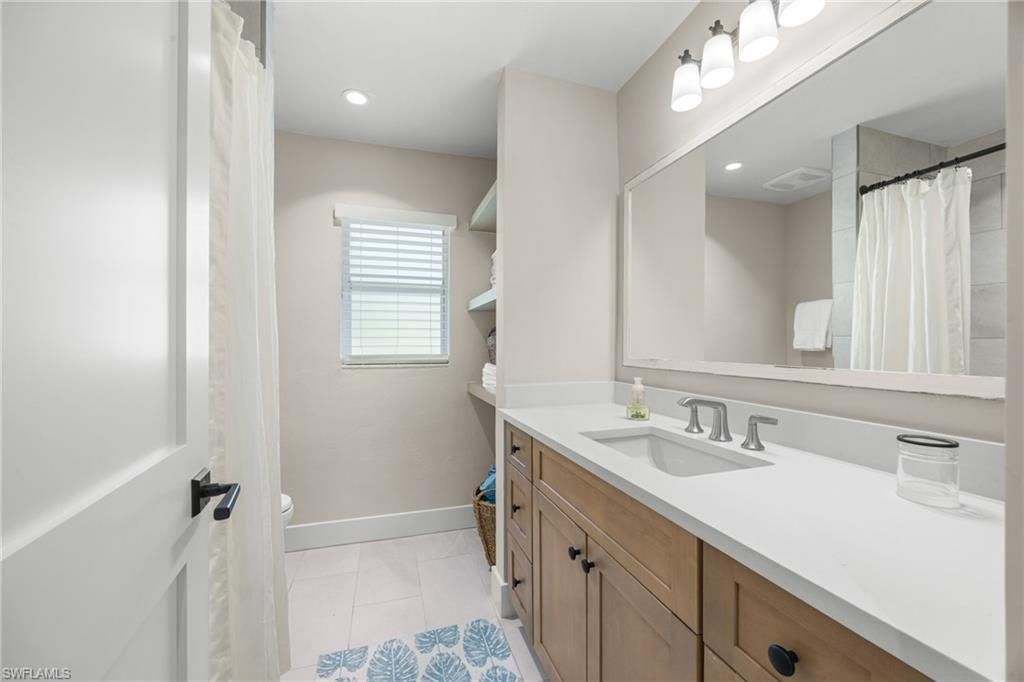 283 Palm Lake Dr , Sanibel, FL 33957 Photo