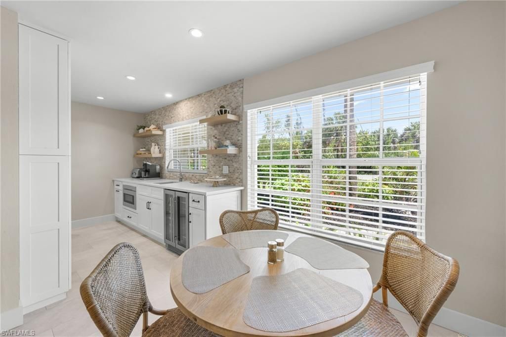 283 Palm Lake Dr , Sanibel, FL 33957 Photo