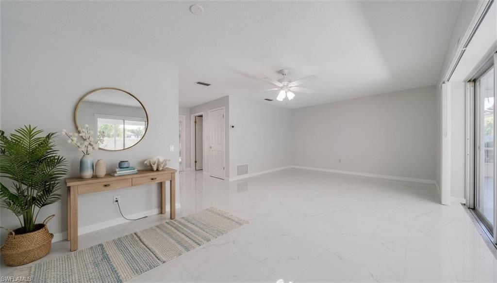 5657 Eichen Cir E, Fort Myers, FL 33919 Photo