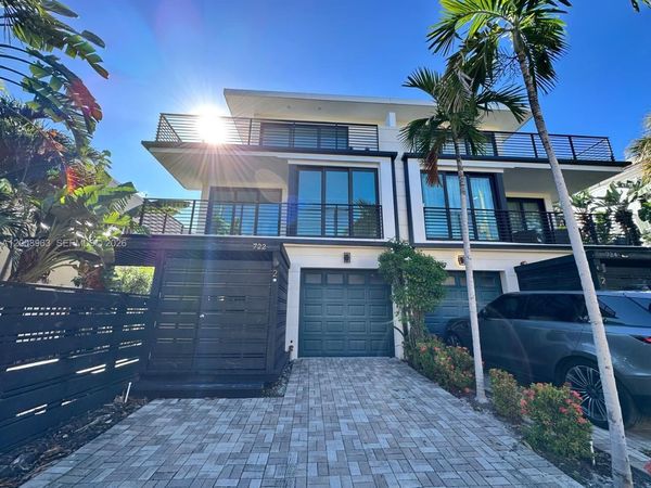 722 NE 15th Ave , Unit 2, Fort Lauderdale, FL 33304