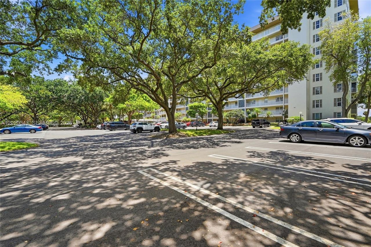 Please Call For Address, Unit 407, Pompano Beach, FL 33069 Photo
