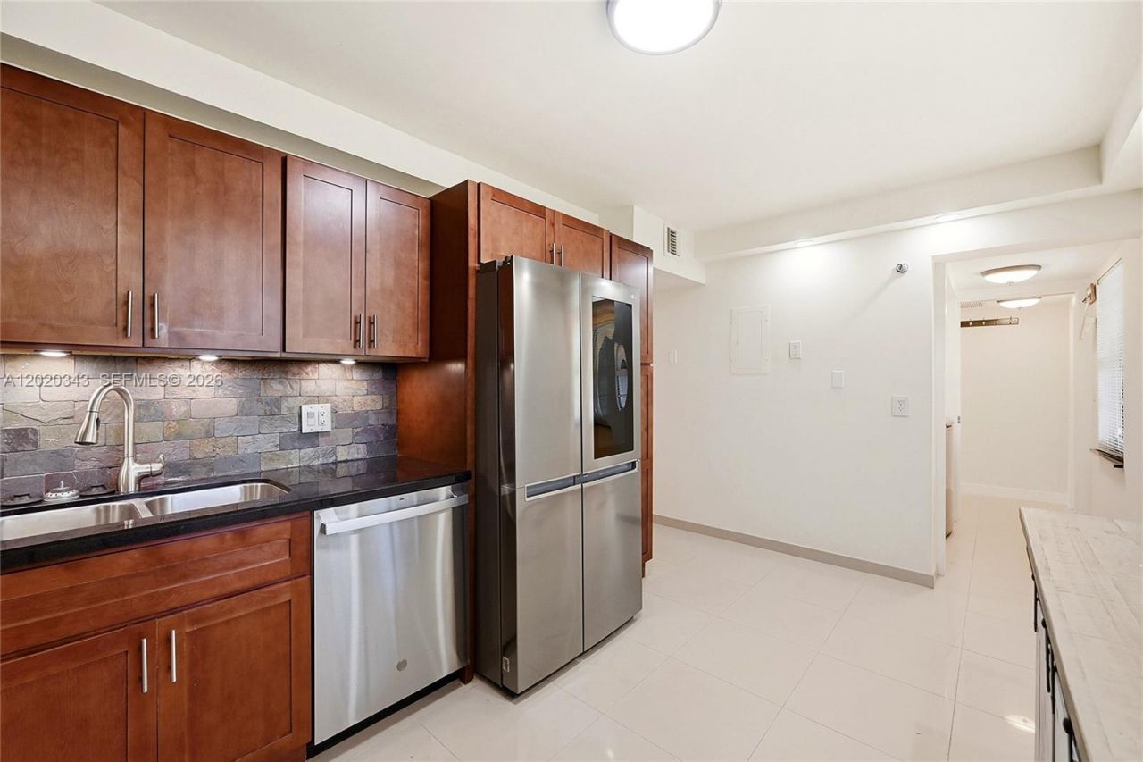 Please Call For Address, Unit 407, Pompano Beach, FL 33069 Photo