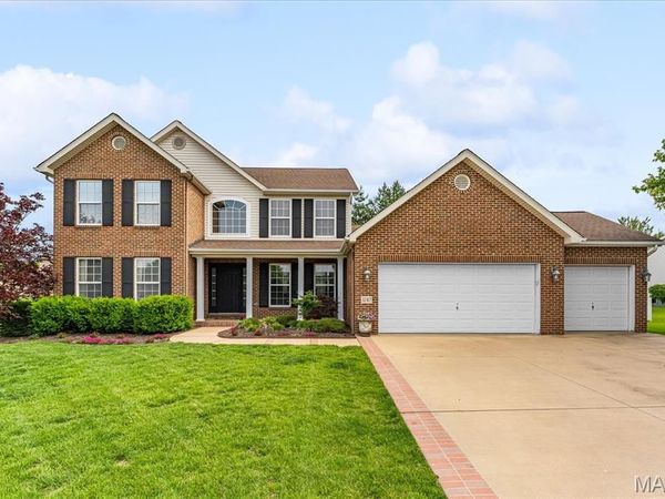 3247 Roan Hill Drive , Belleville, IL 62221