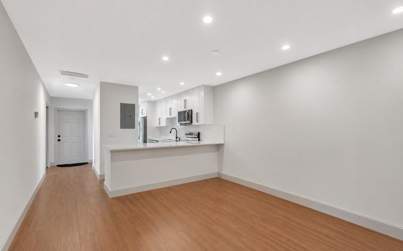 1140 Mahogany Way, Unit 204, Delray Beach, FL 33445 Photo