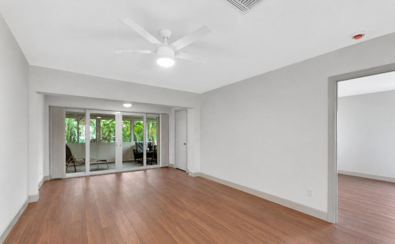 1140 Mahogany Way, Unit 204, Delray Beach, FL 33445 Photo