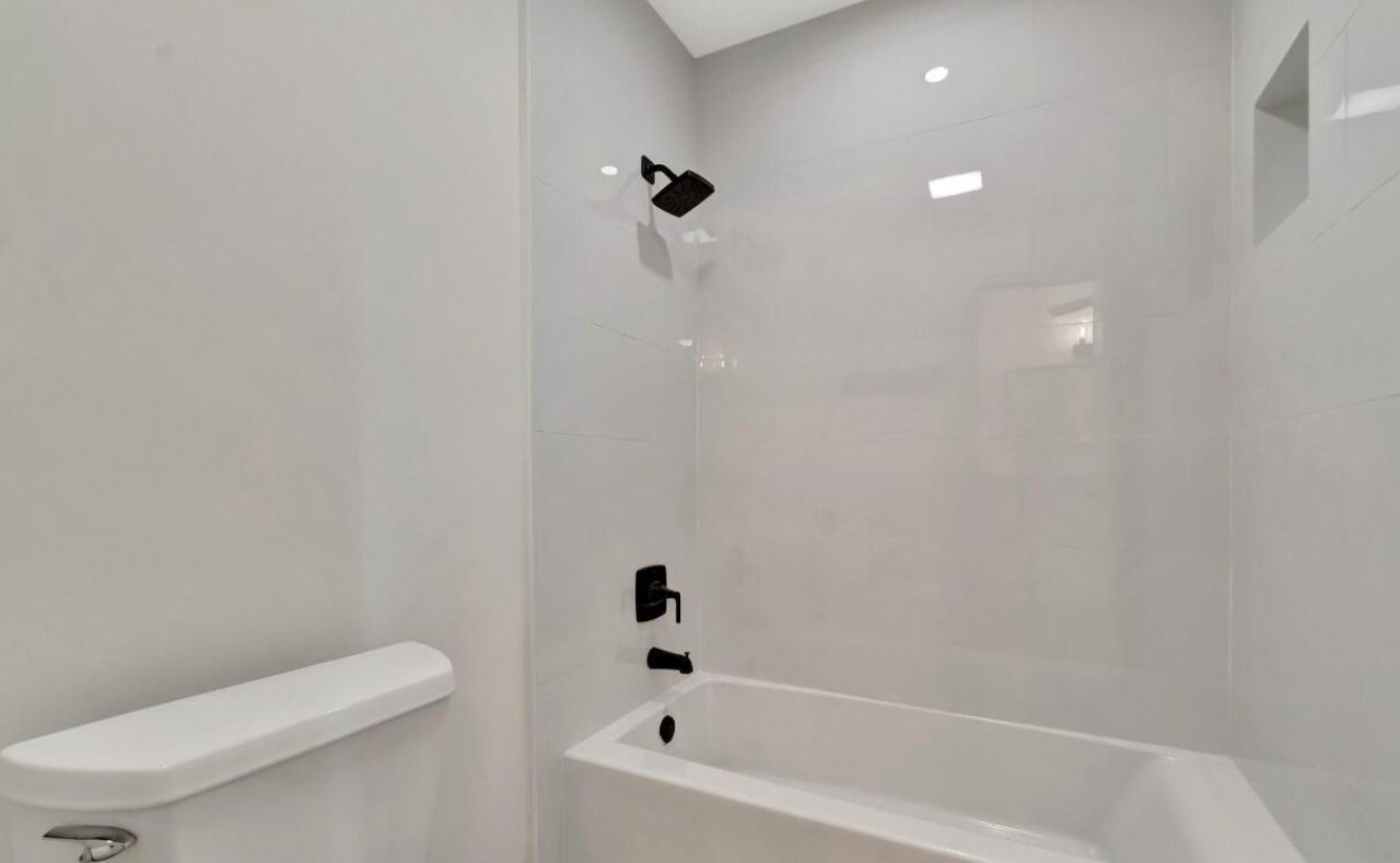 1140 Mahogany Way, Unit 204, Delray Beach, FL 33445 Photo