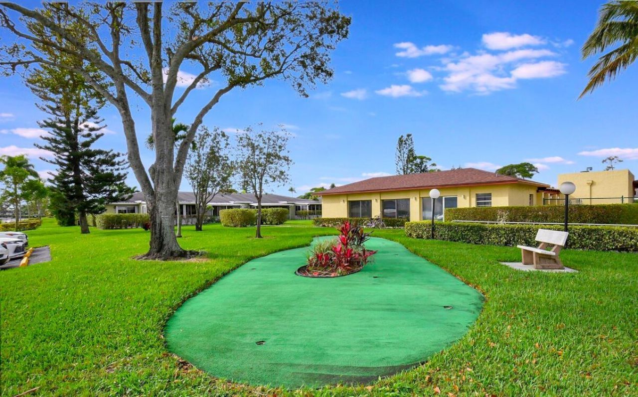 1140 Mahogany Way, Unit 204, Delray Beach, FL 33445 Photo