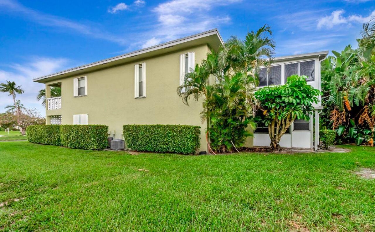 1140 Mahogany Way, Unit 204, Delray Beach, FL 33445 Photo