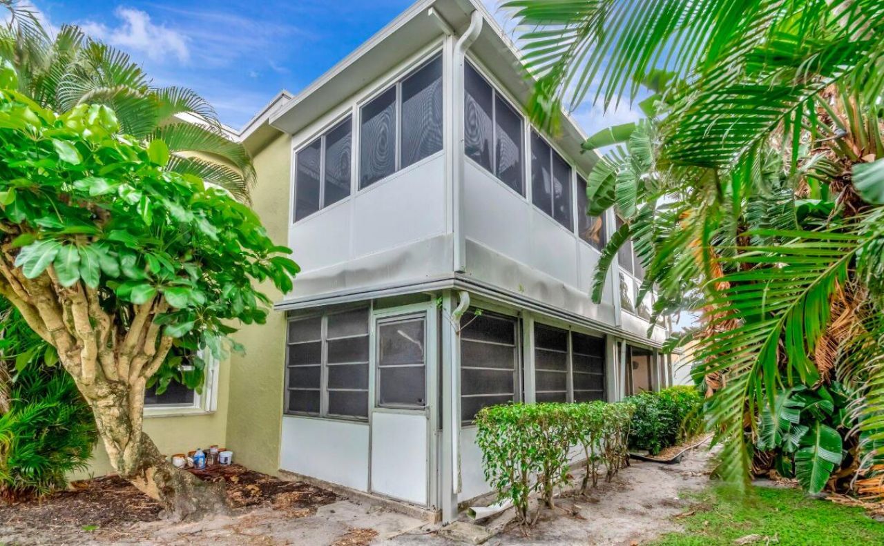 1140 Mahogany Way, Unit 204, Delray Beach, FL 33445 Photo