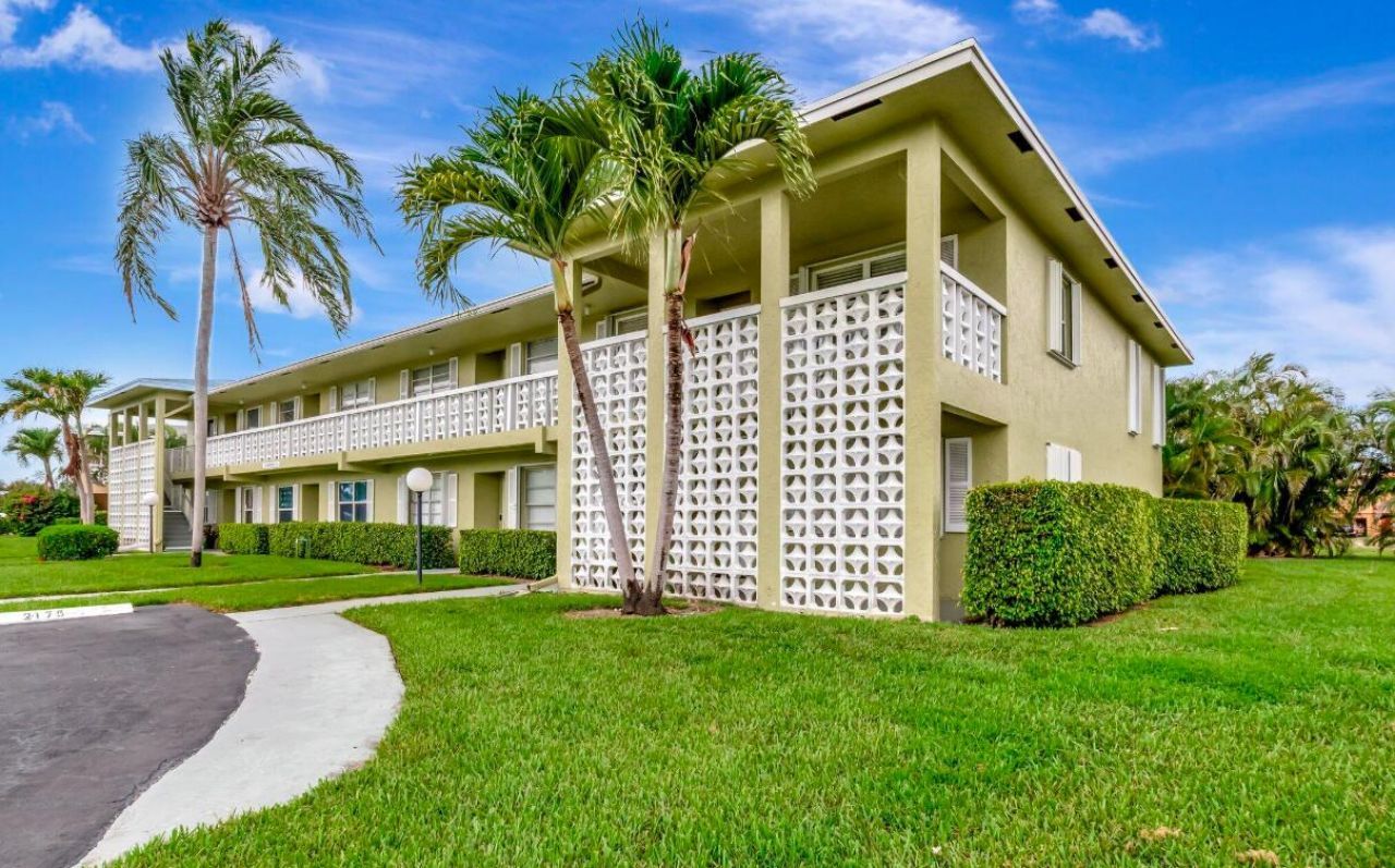 1140 Mahogany Way, Unit 204, Delray Beach, FL 33445 Photo