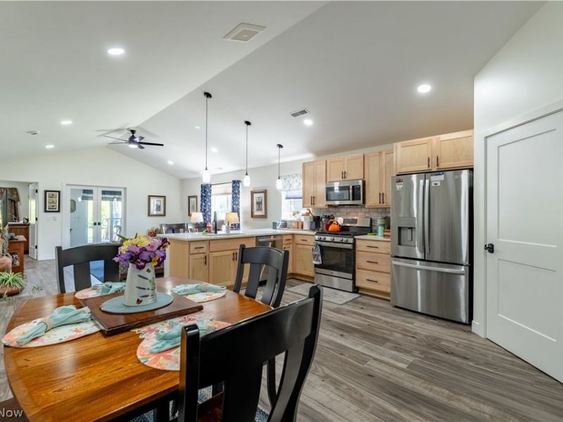 1021 Sycamore Lane, Millersburg, OH 44654 Photo 3