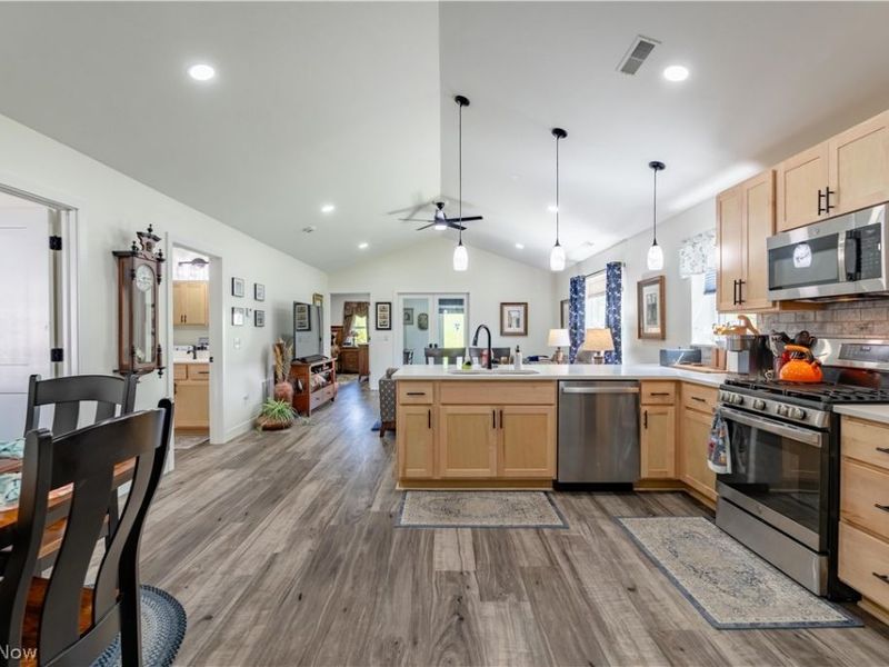 1021 Sycamore Lane, Millersburg, OH 44654 Photo 8