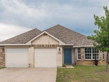 9208 Los Cabos Trail, Fort Worth, TX 76177