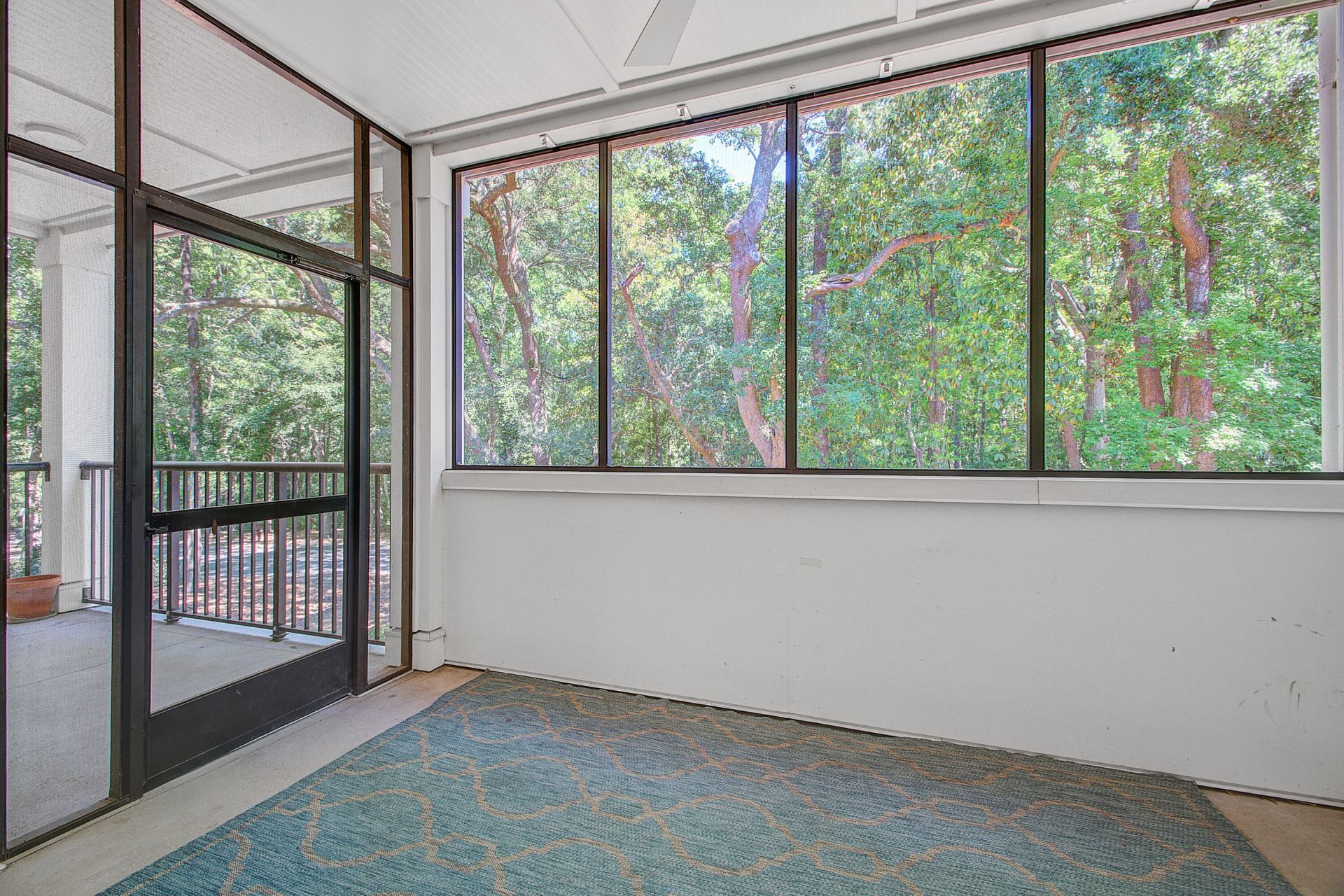 1025 Riverland Woods Place Photo 11