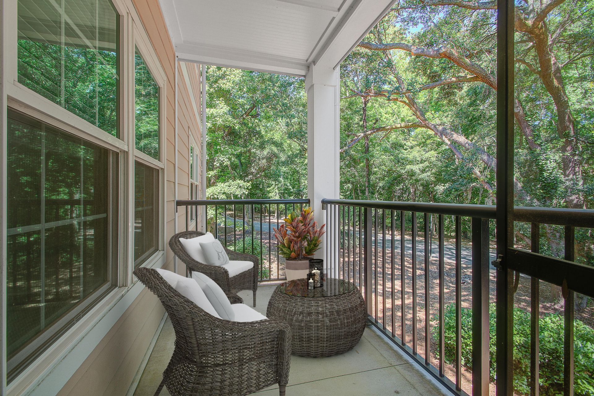 1025 Riverland Woods Place Photo 14