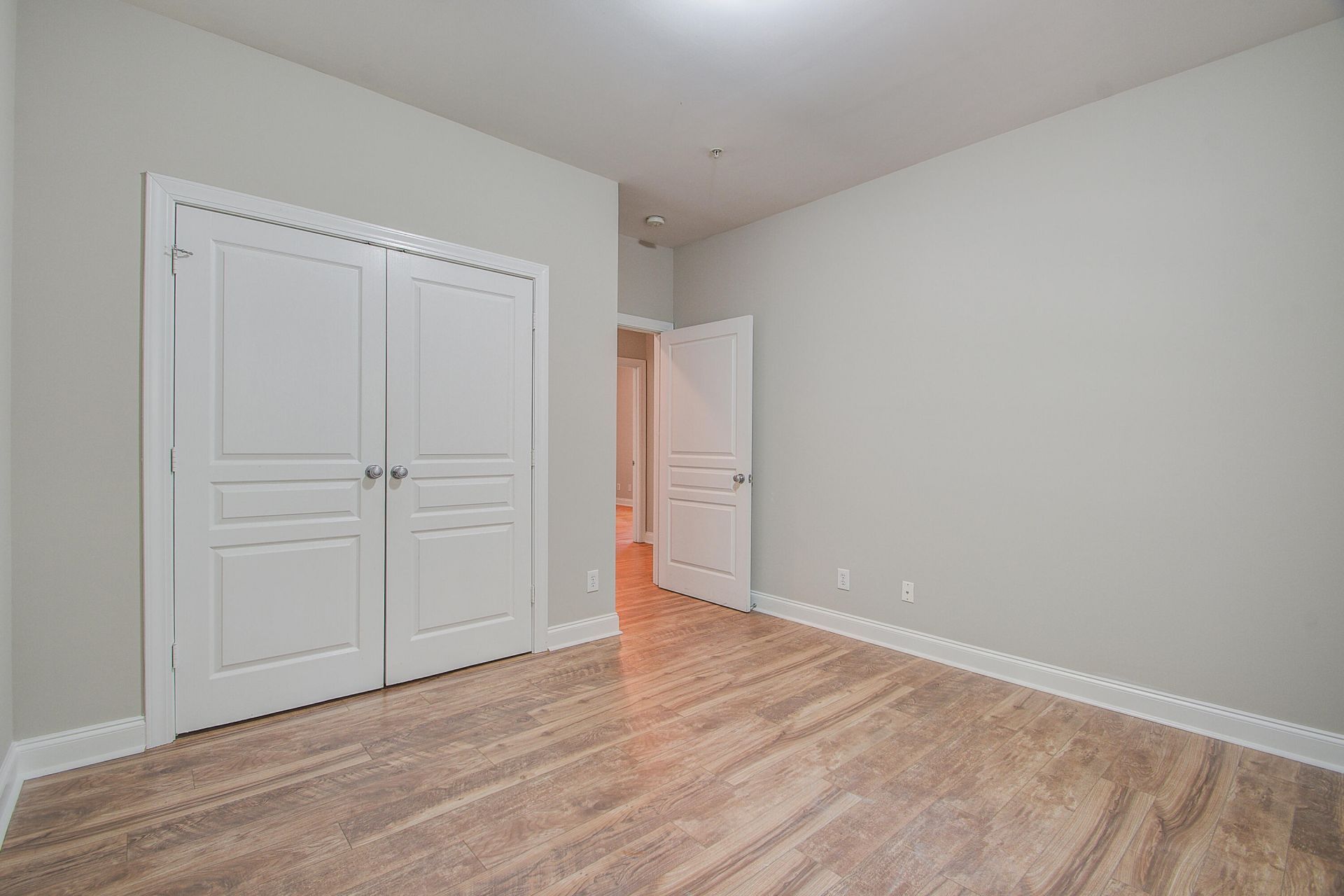 1025 Riverland Woods Place Photo 17