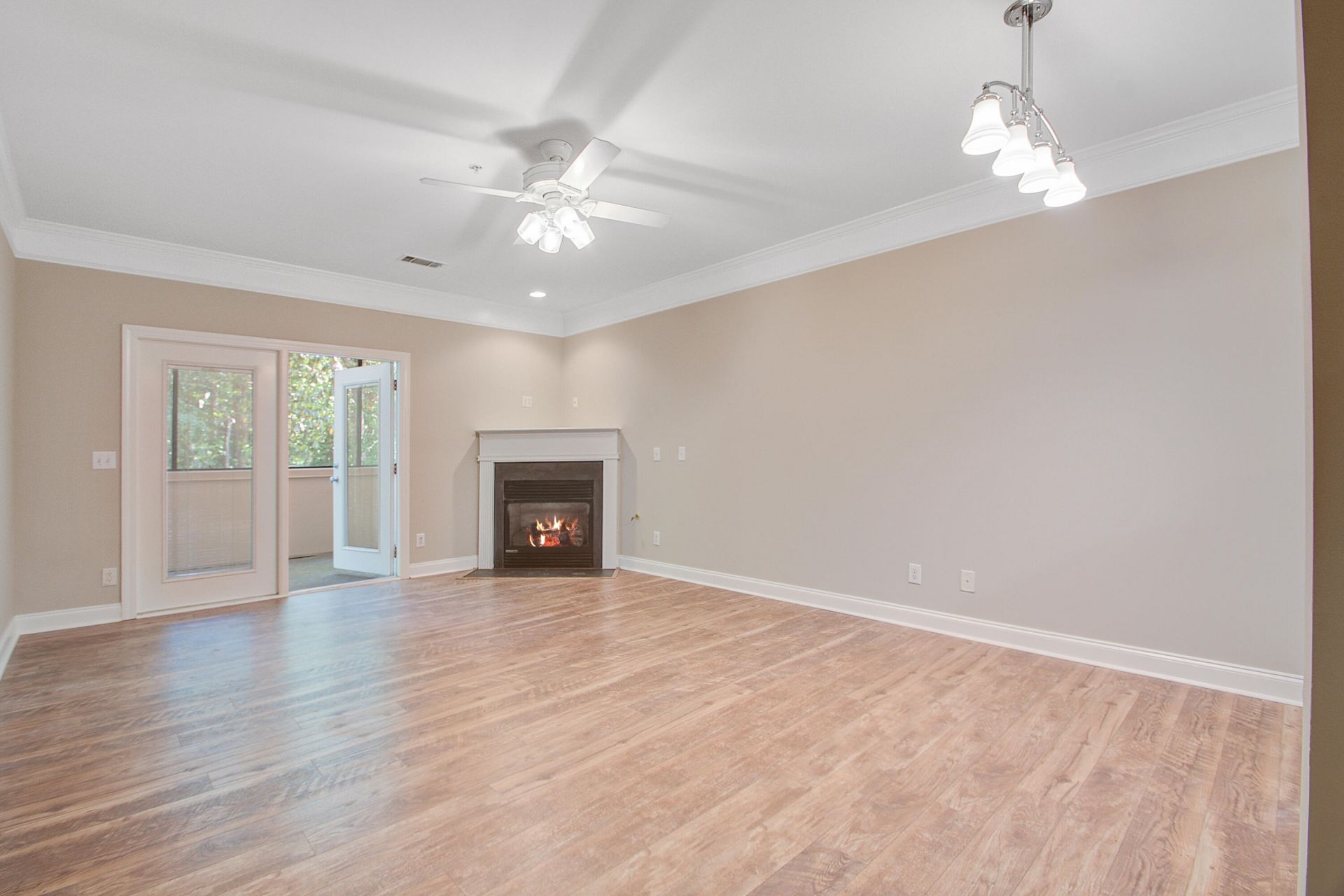 1025 Riverland Woods Place Photo 8