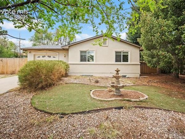 6920 Wichita Place, Colorado Springs, CO 80915