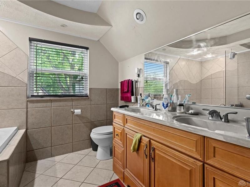 1740 Burbank Drive, Dayton, OH 45406 Photo 21