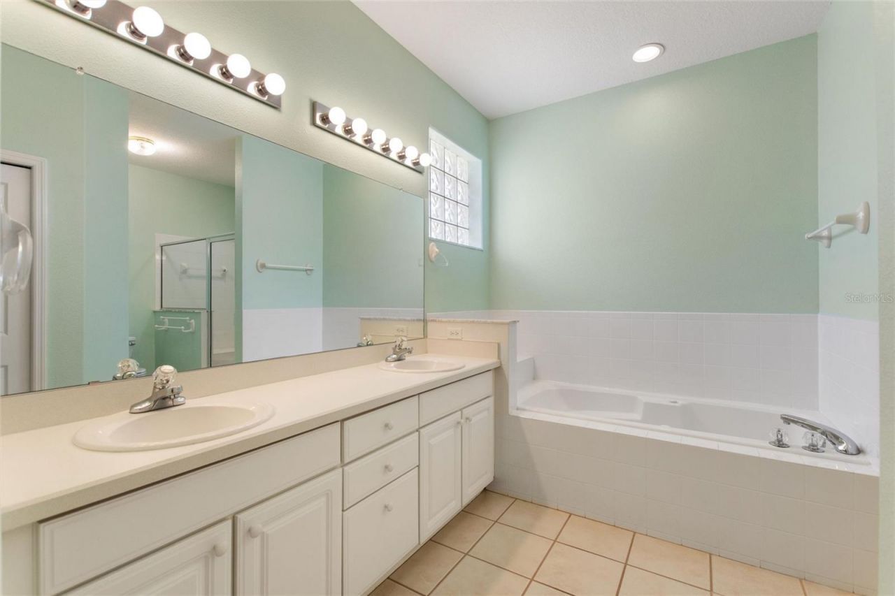 455 Ashton Dr , Davenport, FL 33837 Photo