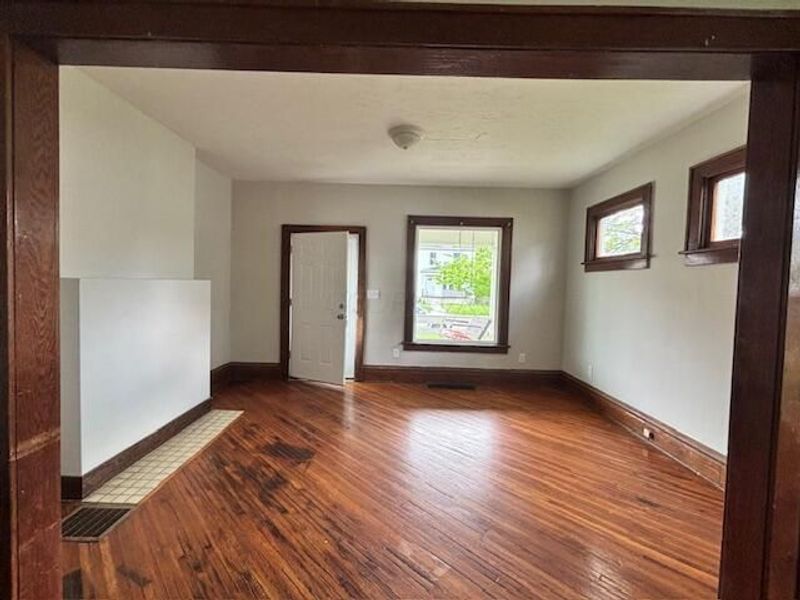 1686 Minnesota Avenue , Columbus, OH 43211 Photo 1