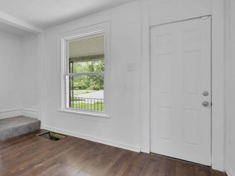 1514 E 24th Avenue, Columbus, OH 43211 Photo 16
