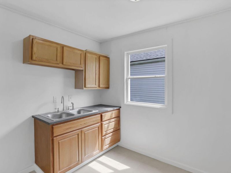 1514 E 24th Avenue, Columbus, OH 43211 Photo 21