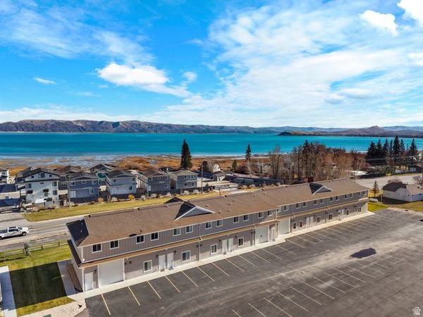 55 W BUTTERCUP LN, Unit 27, Garden City, UT 84028