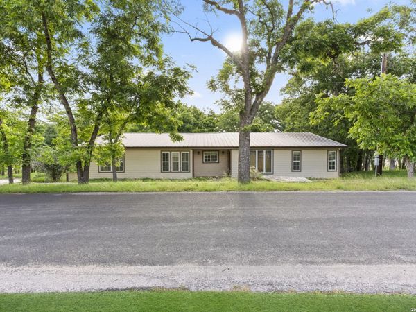 446 WHARTON RD, Kerrville, TX 78028