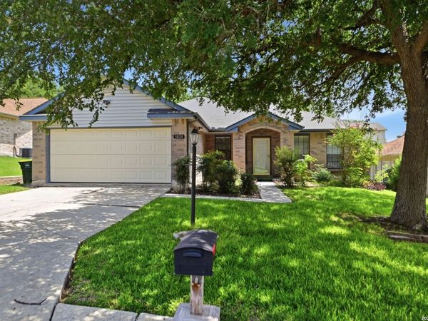 3820 Pheasant, Schertz, TX 78108