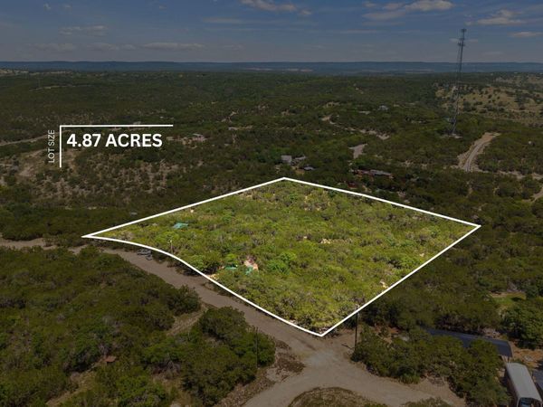 6925 White Hills LN, Marble Falls, TX 78654