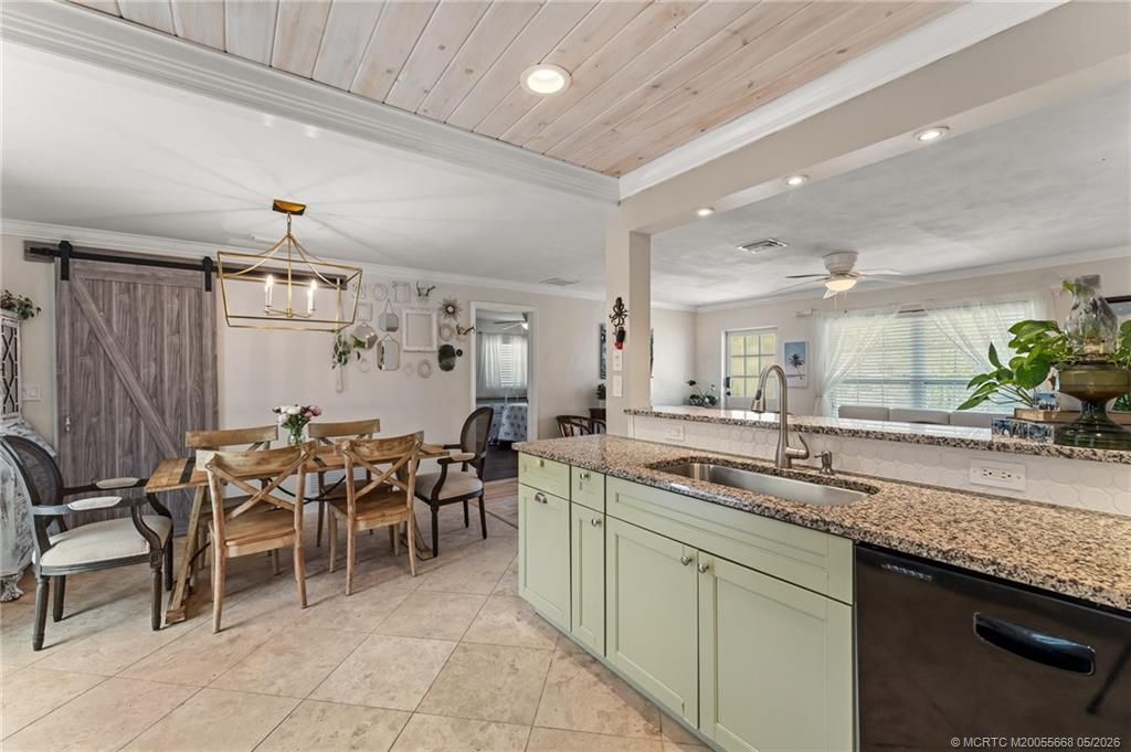 1466 NE Silver Maple Way, Jensen Beach, FL 34957 Photo