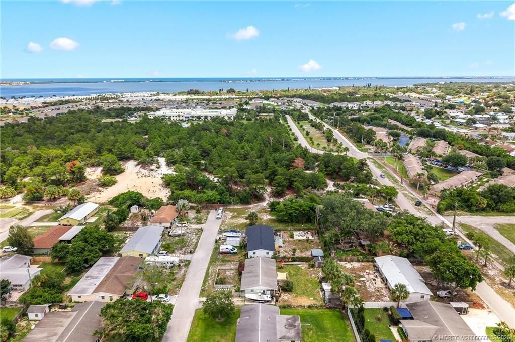 1466 NE Silver Maple Way, Jensen Beach, FL 34957 Photo