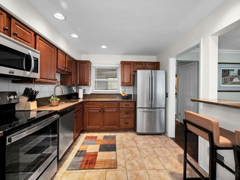 4357 Yakima Court, Cincinnati, OH 45236 Photo 6