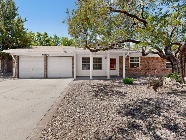 6808 Christy Avenue NE, Albuquerque, NM 87109
