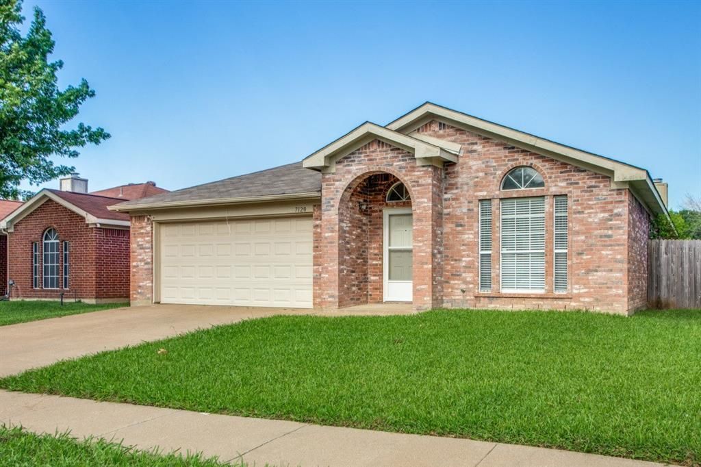 7120 Nohl Ranch Road, Fort Worth, TX 76133 Main Photo